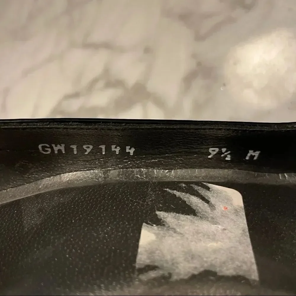 NWT - Stuart Weitzman Patent Platform Pumps